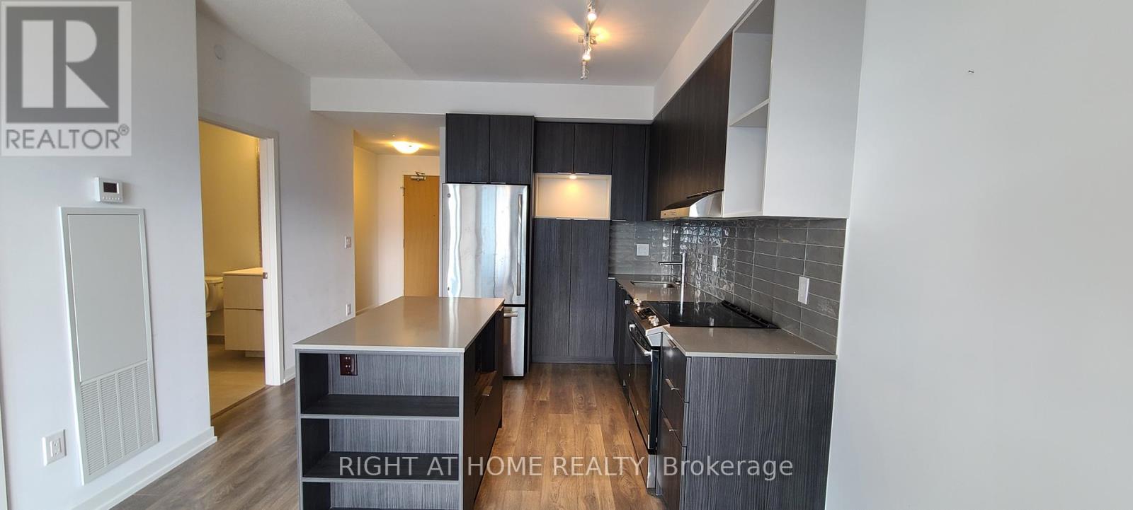 1817 - 2520 Eglinton Avenue W, Mississauga, Ontario  L5M 0Y4 - Photo 13 - W13093096