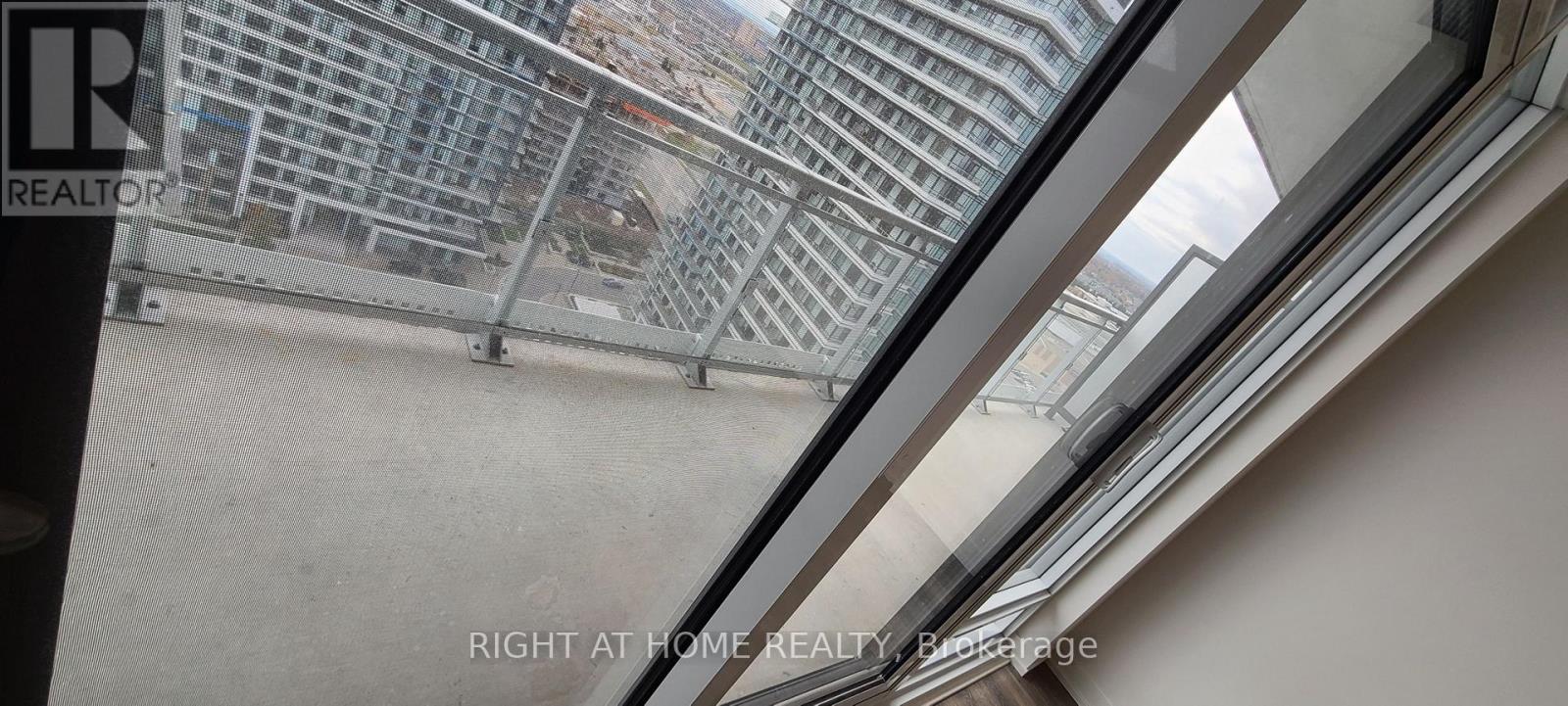 1817 - 2520 Eglinton Avenue W, Mississauga, Ontario  L5M 0Y4 - Photo 23 - W13093096