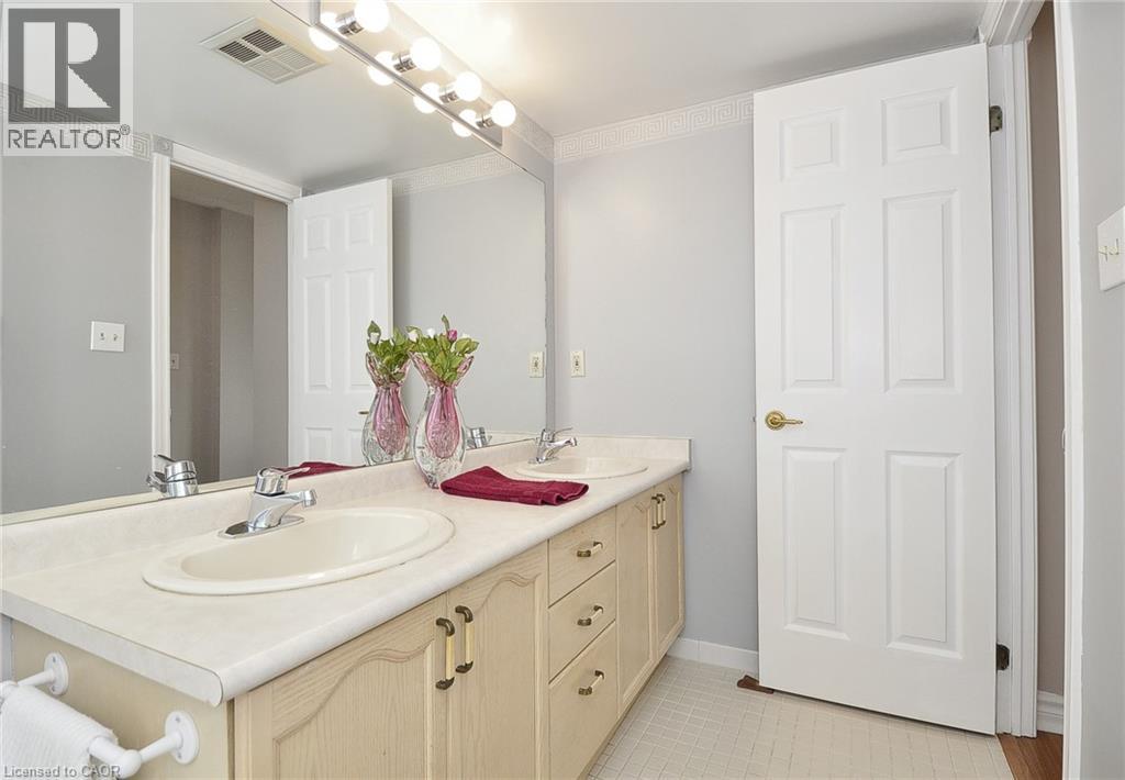 237 W King Street W Unit# 1202, Cambridge, Ontario  N3H 5L2 - Photo 23 - 40826744