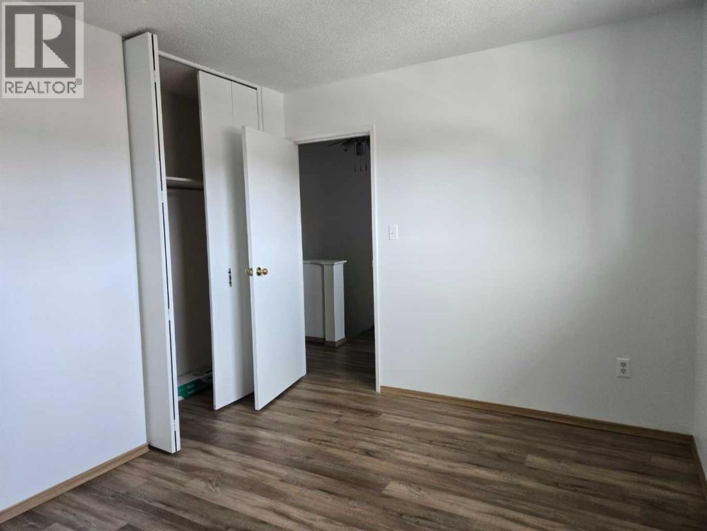 29, 441 Switzer Drive, Hinton, Alberta  T7V 1Z7 - Photo 15 - A2289634