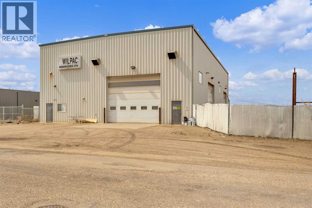 4406 65 Street, Ponoka, Alberta  T4J 1K3 - Photo 2 - A2308314
