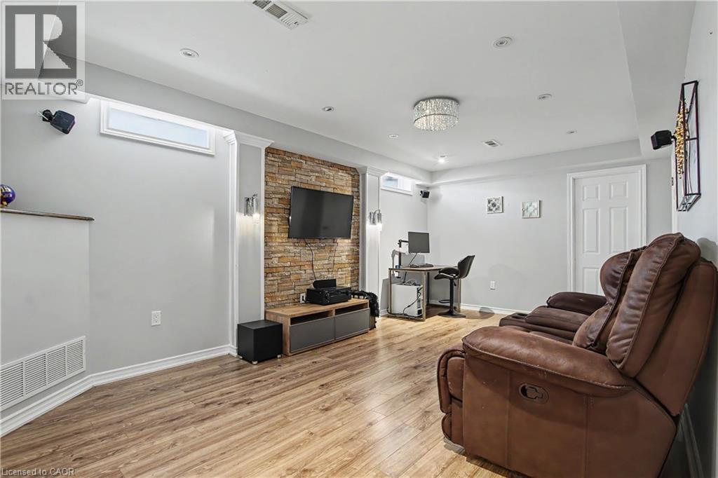 60 Postmaster Drive, Kitchener, Ontario  N2R 0J2 - Photo 28 - 40827947
