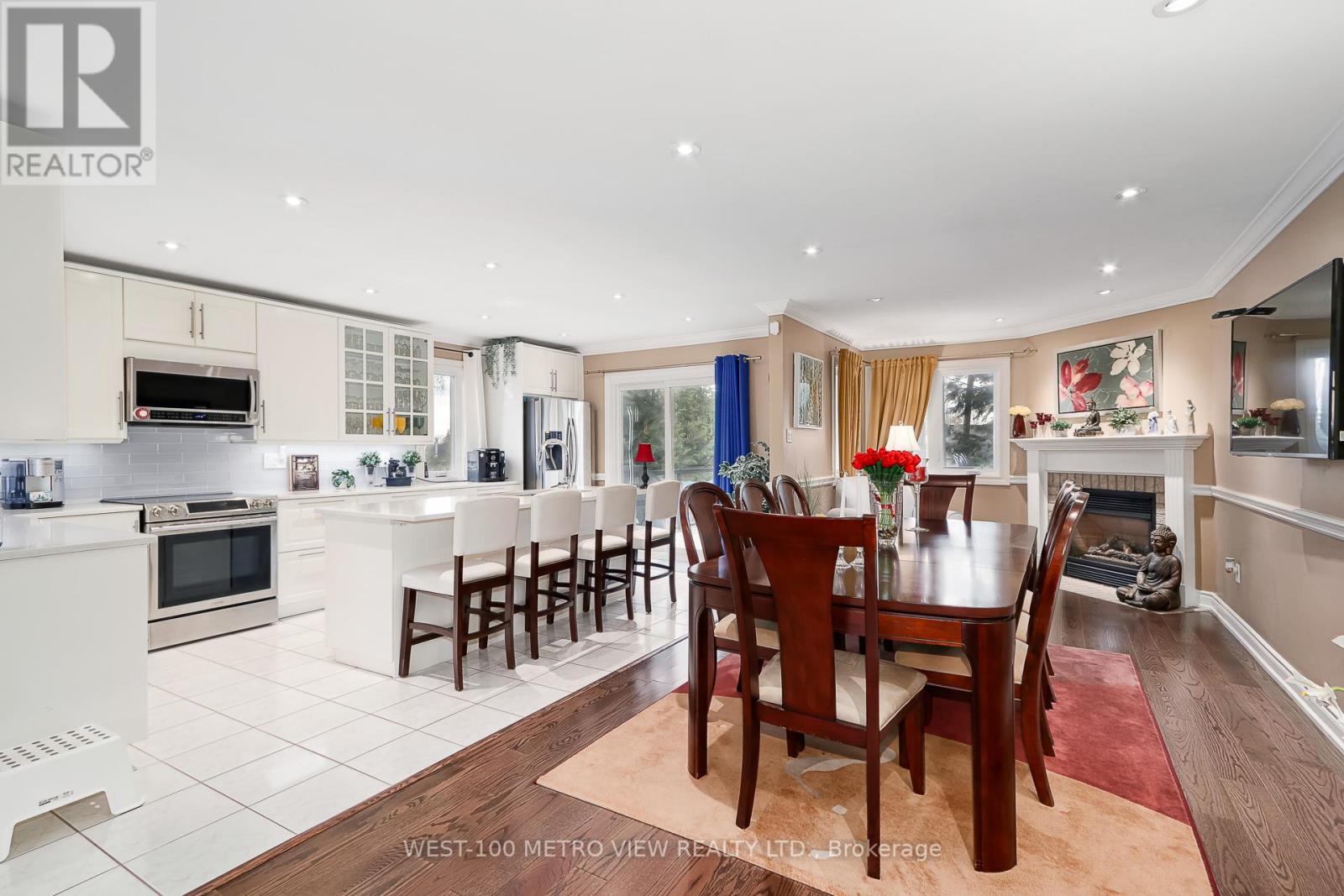 7 Fairway Crescent, Wasaga Beach, Ontario  L9Z 1C1 - Photo 8 - S13092382