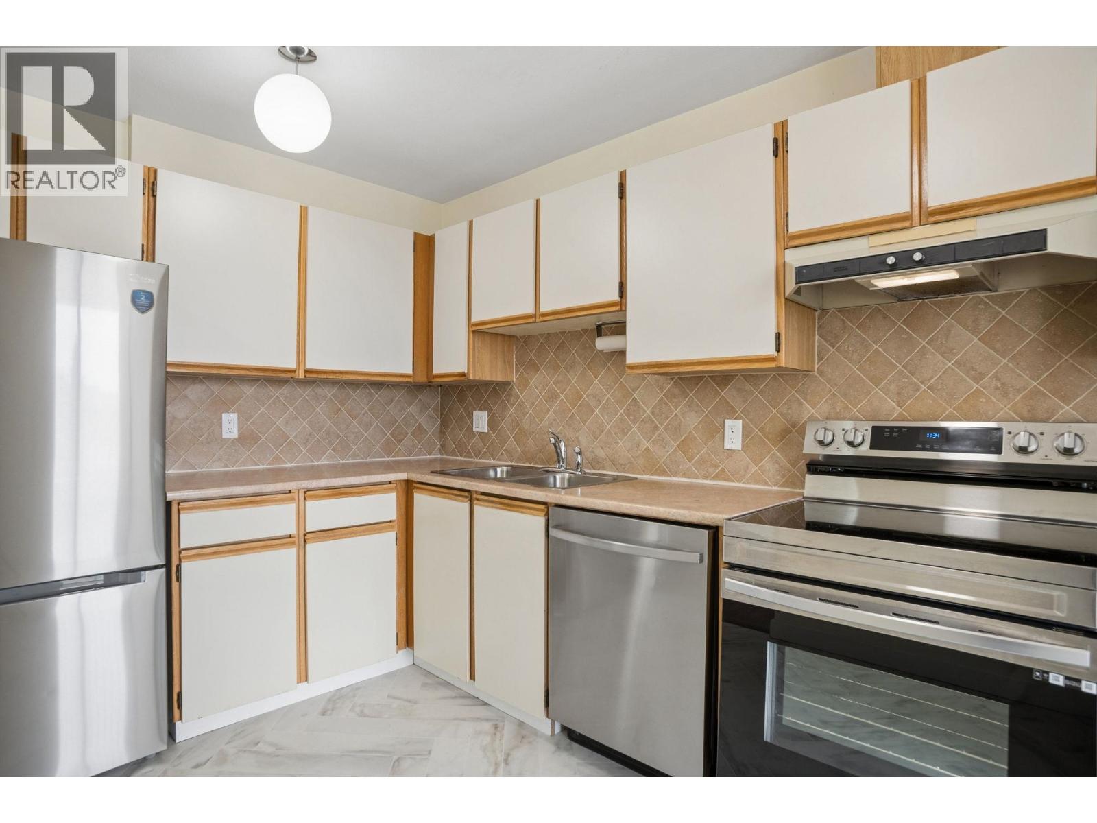 505 6540 Burlington Avenue, Burnaby, British Columbia  V5H 4G3 - Photo 11 - R3120365
