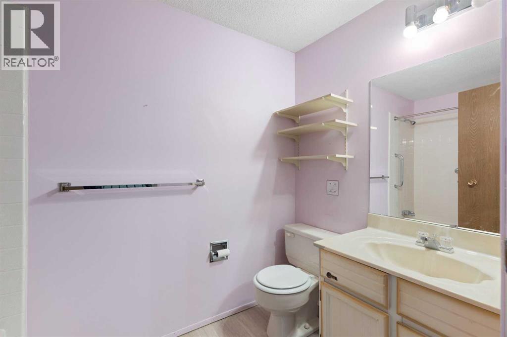460 Cannington Close Sw, Calgary, Alberta  T2W 3G2 - Photo 19 - A2304927