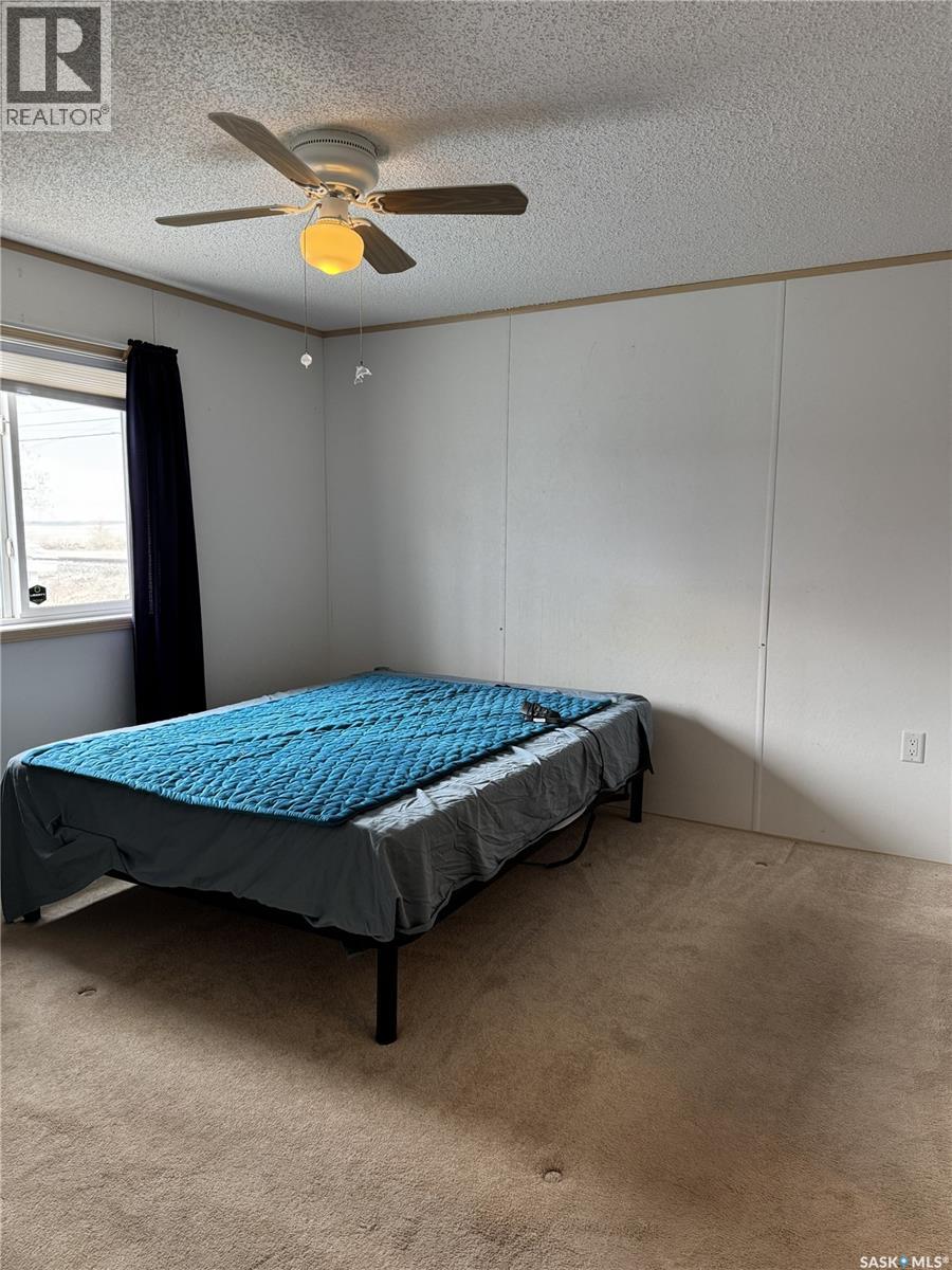 803 Railway Avenue, Strasbourg, Saskatchewan  S0G 4V0 - Photo 12 - SK035057