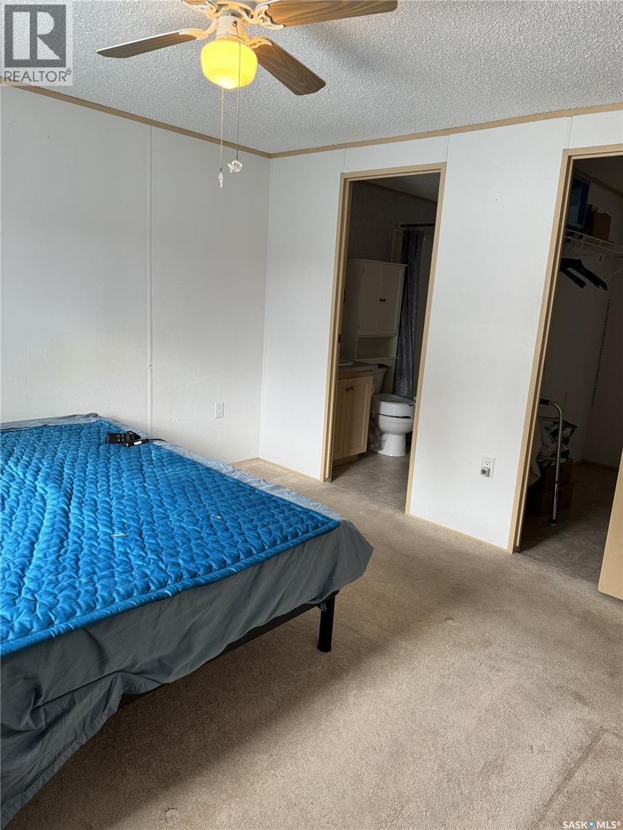 803 Railway Avenue, Strasbourg, Saskatchewan  S0G 4V0 - Photo 13 - SK035057