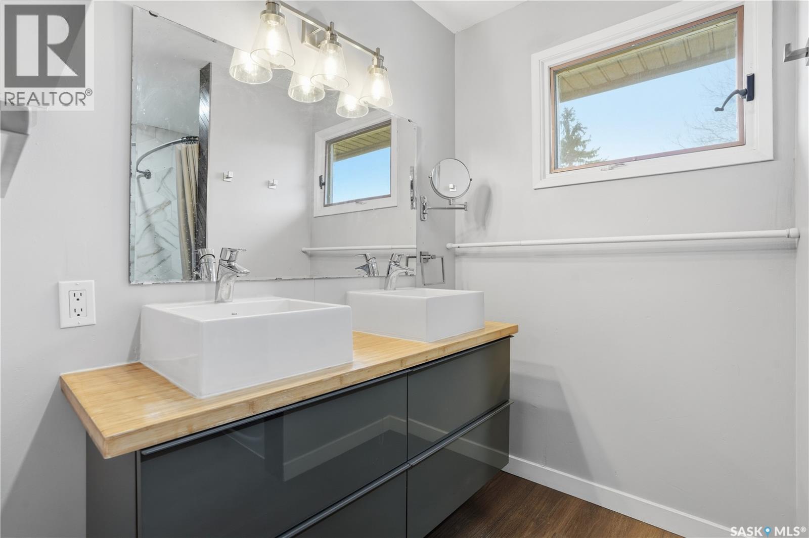 54 Schwann Place, Regina, Saskatchewan  S4V 0C3 - Photo 35 - SK035001