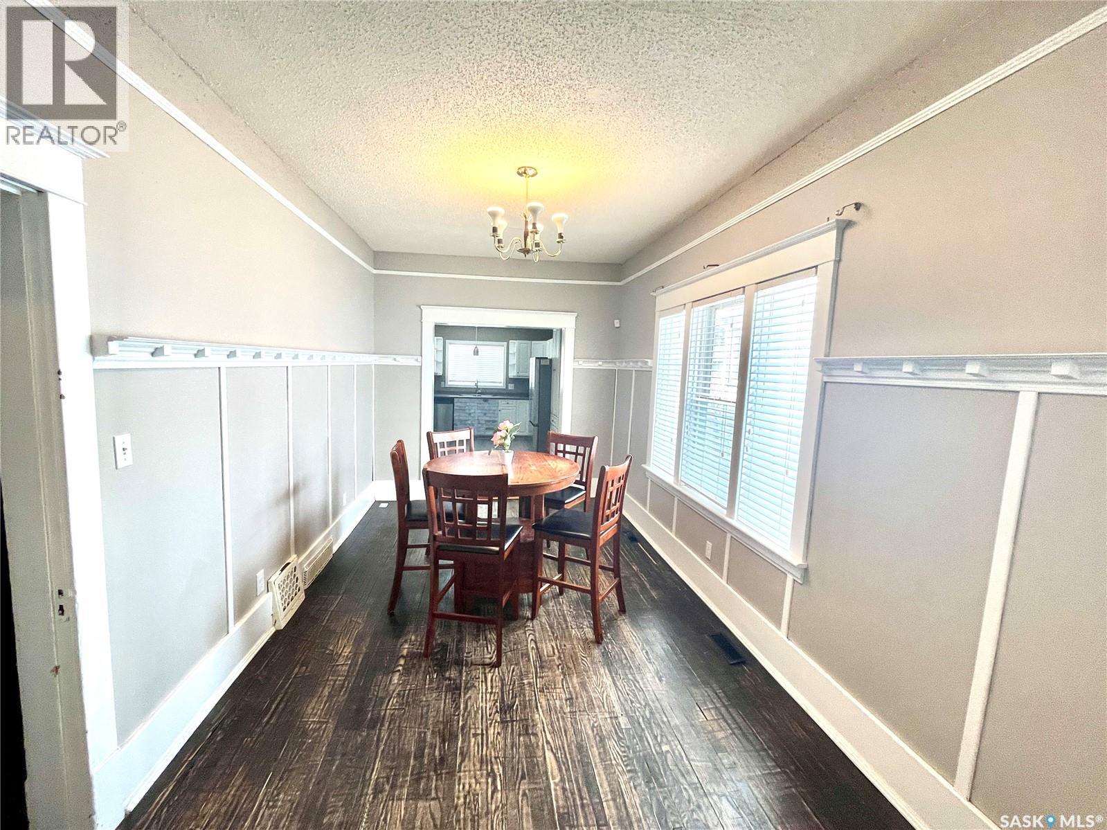 719 I Avenue S, Saskatoon, Saskatchewan  S7M 1Z1 - Photo 5 - SK034959
