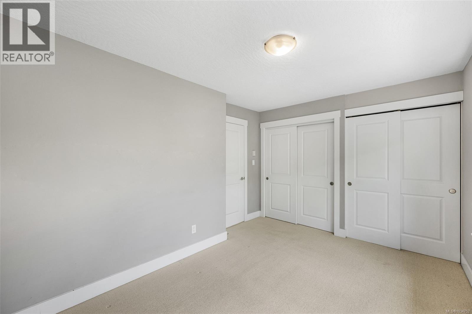3 2918 Shelbourne St, Victoria, British Columbia  V8R 4M6 - Photo 18 - 1034752