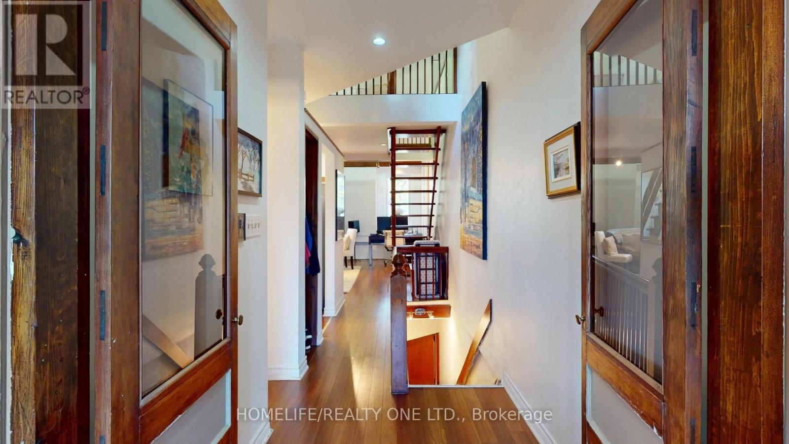 25 Riverdale Avenue, Toronto, Ontario  M4K 1C2 - Photo 23 - E13090792
