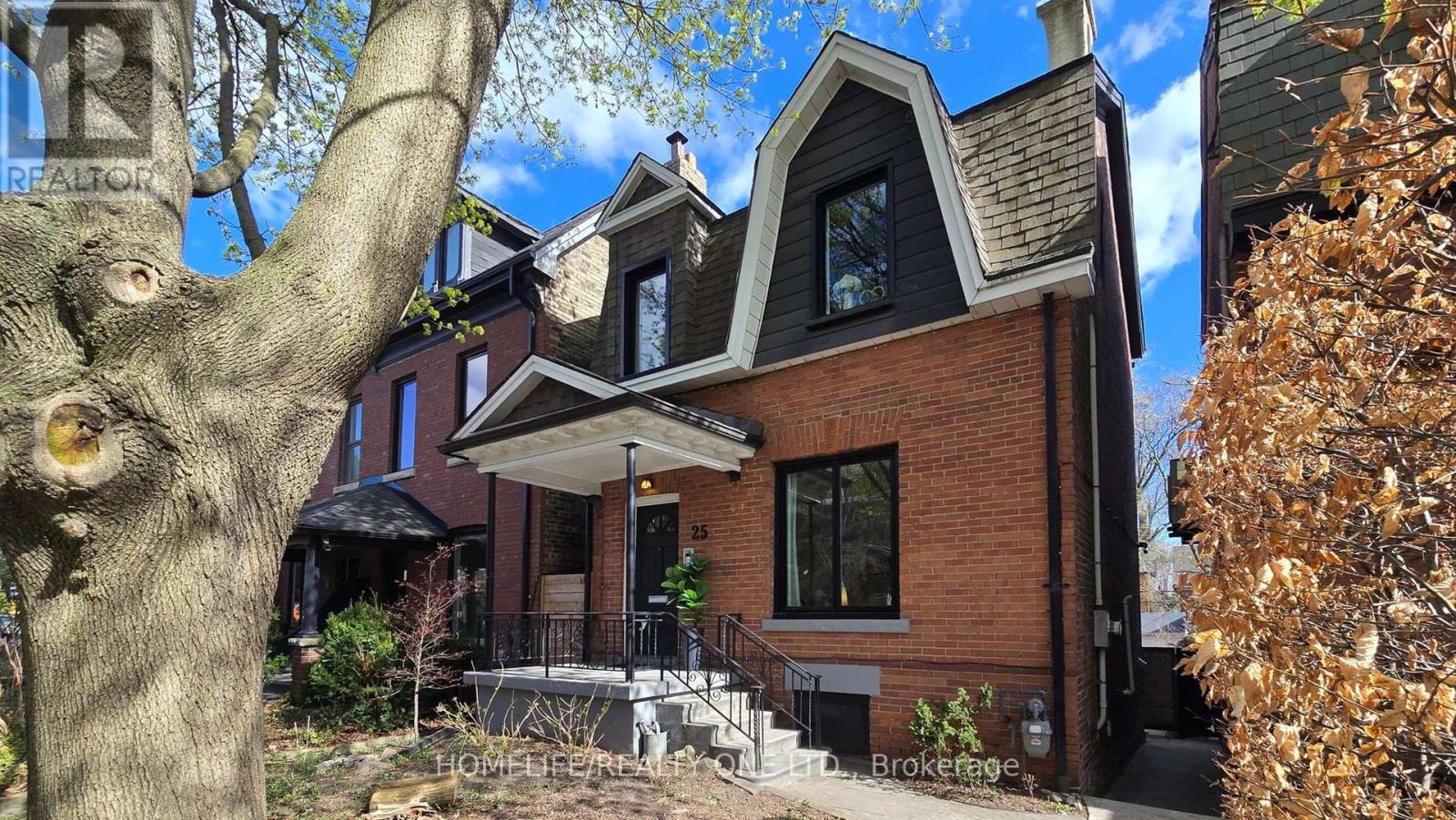 25 Riverdale Avenue, Toronto, Ontario  M4K 1C2 - Photo 3 - E13090792