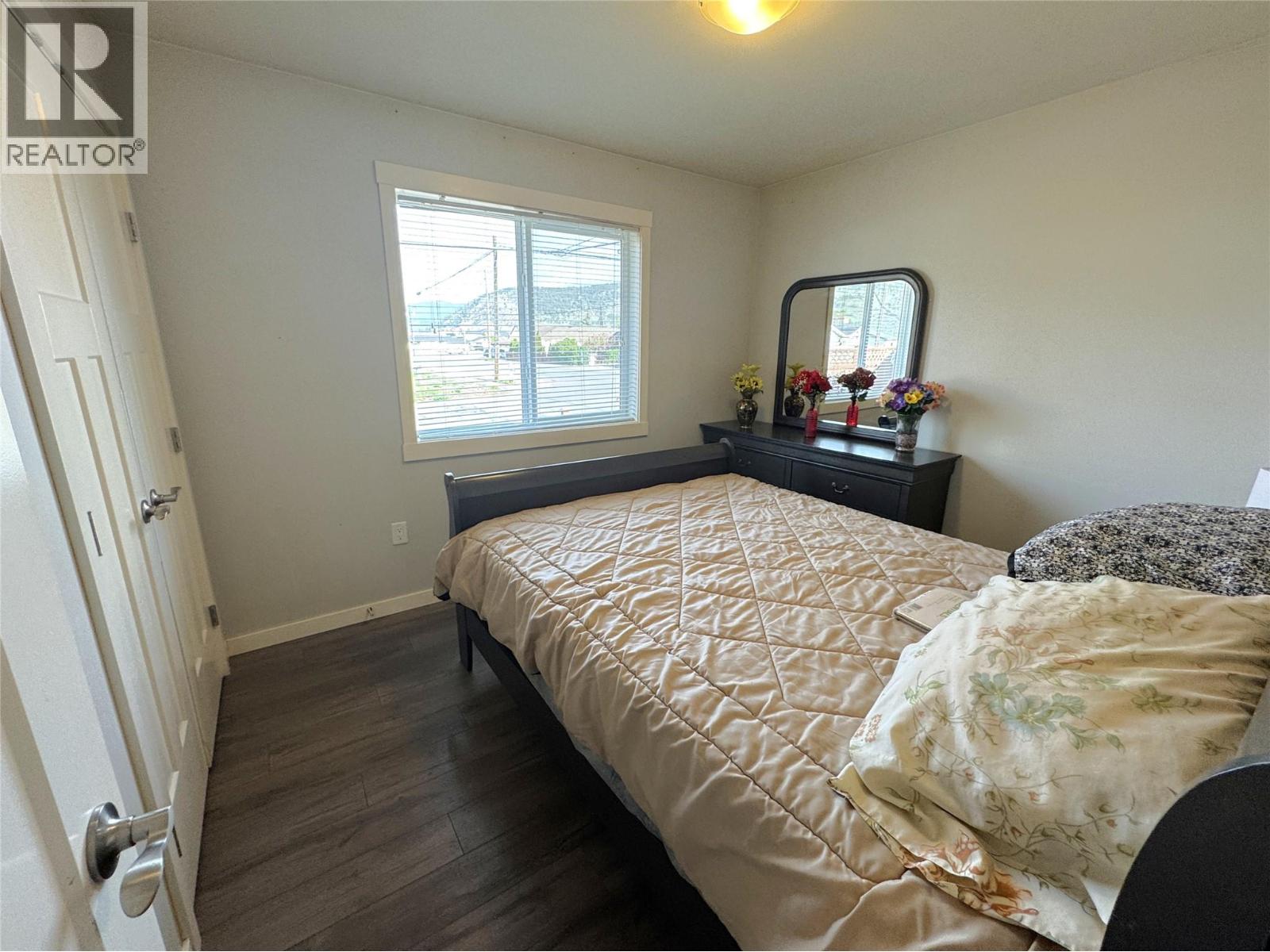 2402 Coldwater Avenue, Merritt, British Columbia  V1K 1B8 - Photo 11 - 10386087
