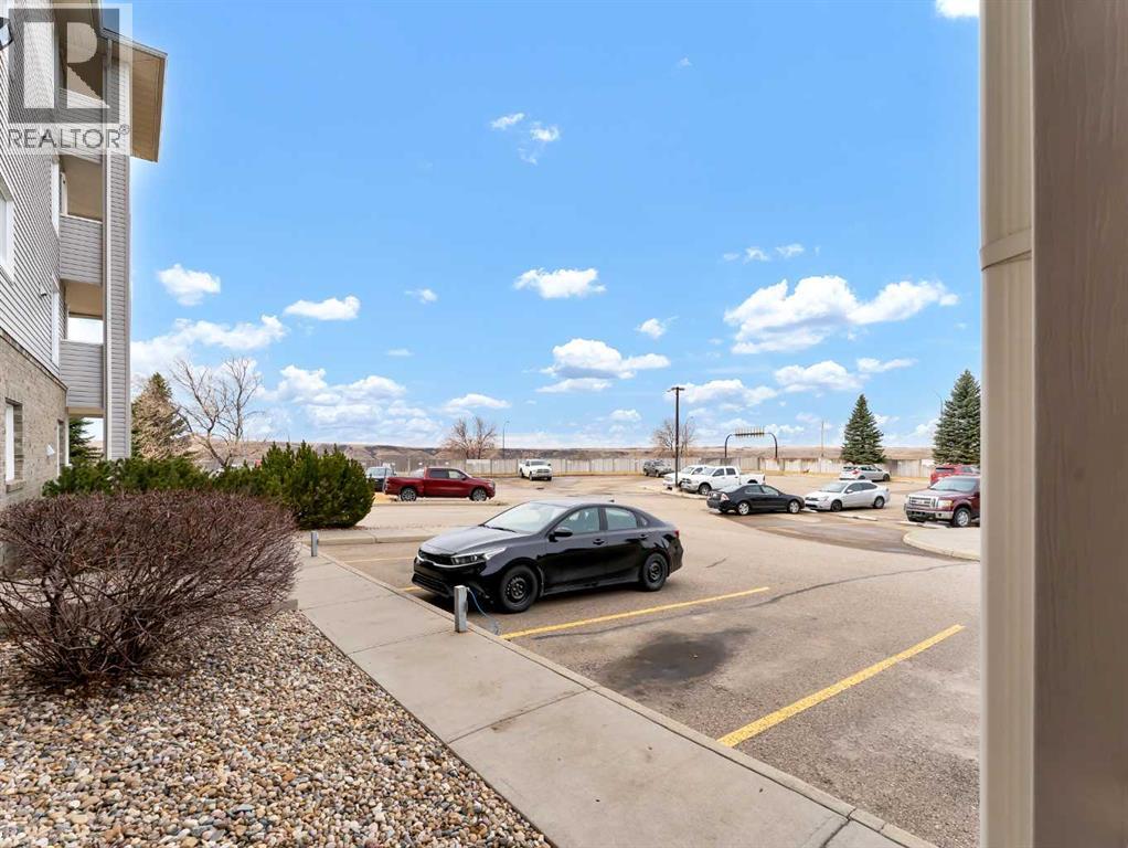 115, 1648 Saamis Drive NW, Medicine Hat, Alberta  T1C 4X1 - Photo 26 - A2294241