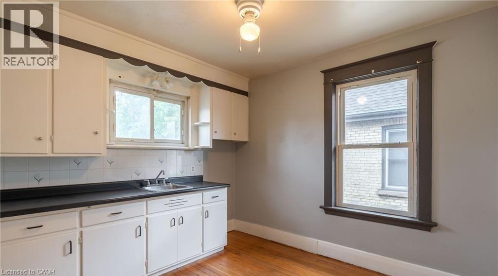 867 Queens Avenue Unit# B, London, Ontario  N5W 3H7 - Photo 6 - 40825702