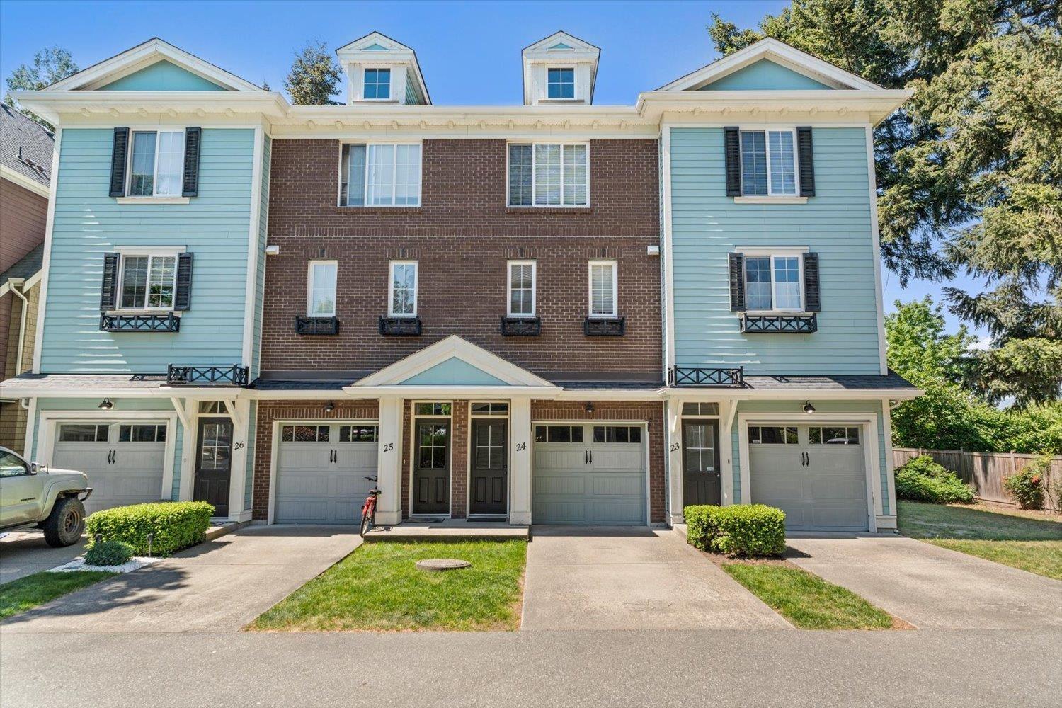 24 5805 Sappers Way, Garrison Crossing, Chilliwack, British Columbia  V2R 0L7 - Photo 1 - R3119579