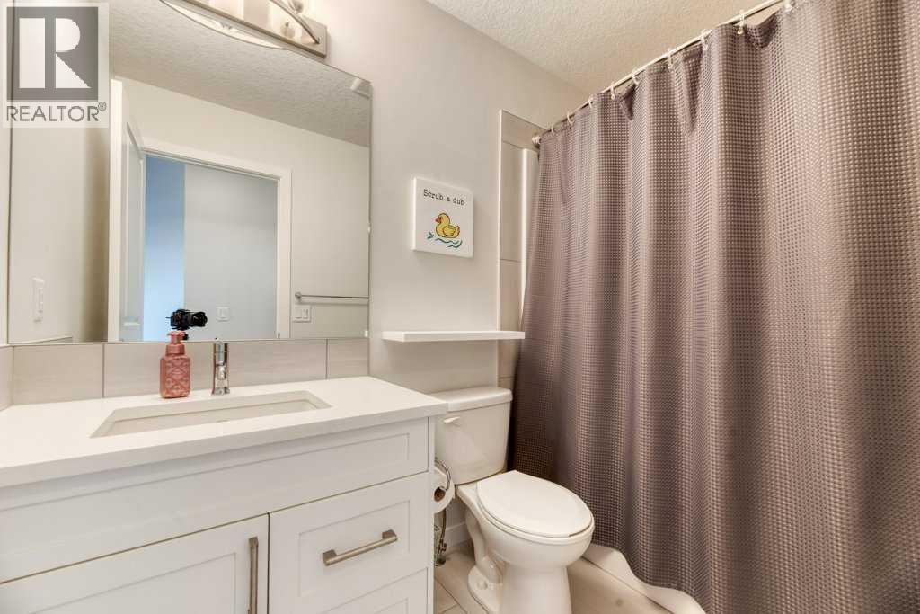 204 Sundown Road, Cochrane, Alberta  T4C 2M5 - Photo 40 - A2301329