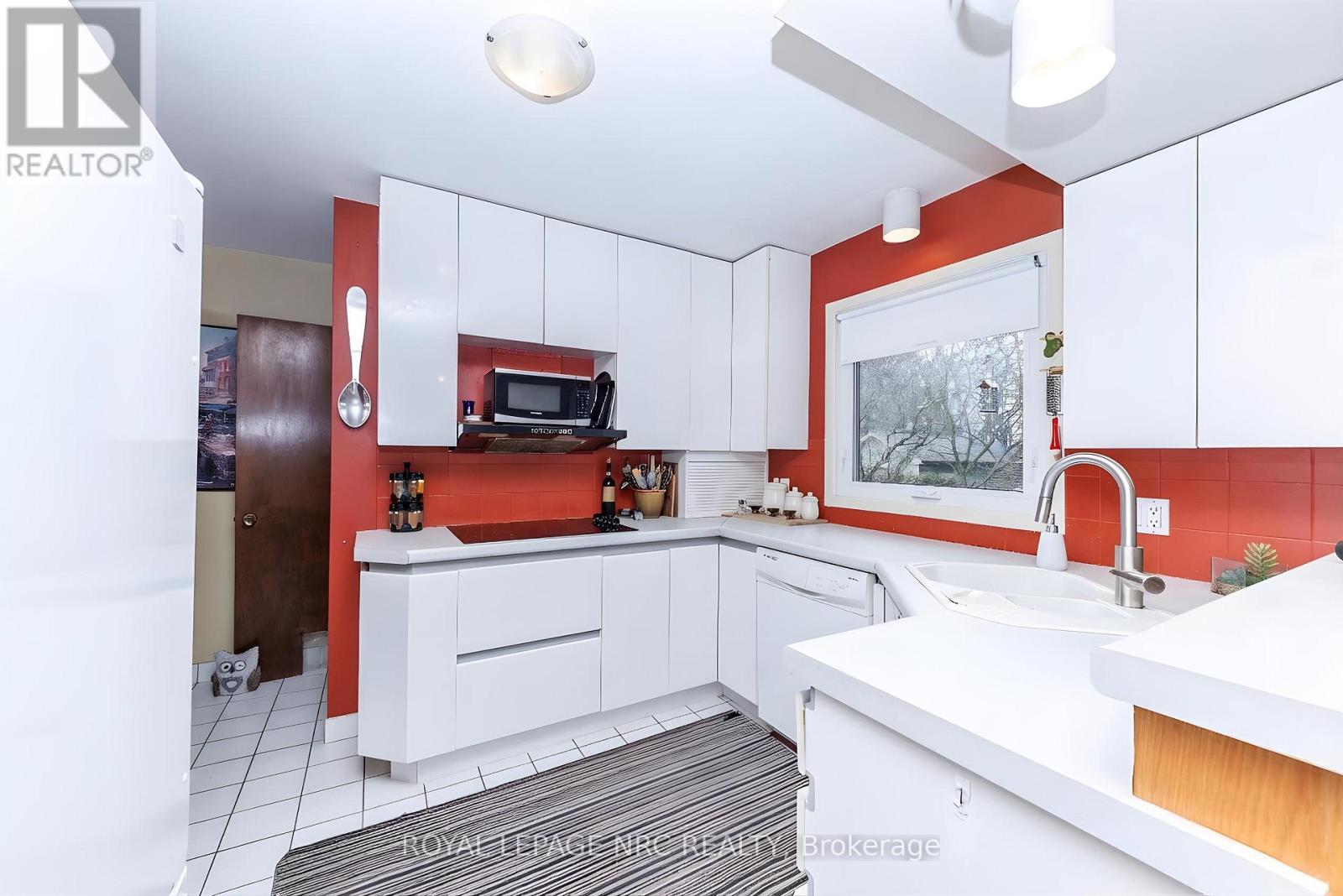 16 Rosemore Road, St. Catharines, Ontario  L2S 1A8 - Photo 11 - X13092524