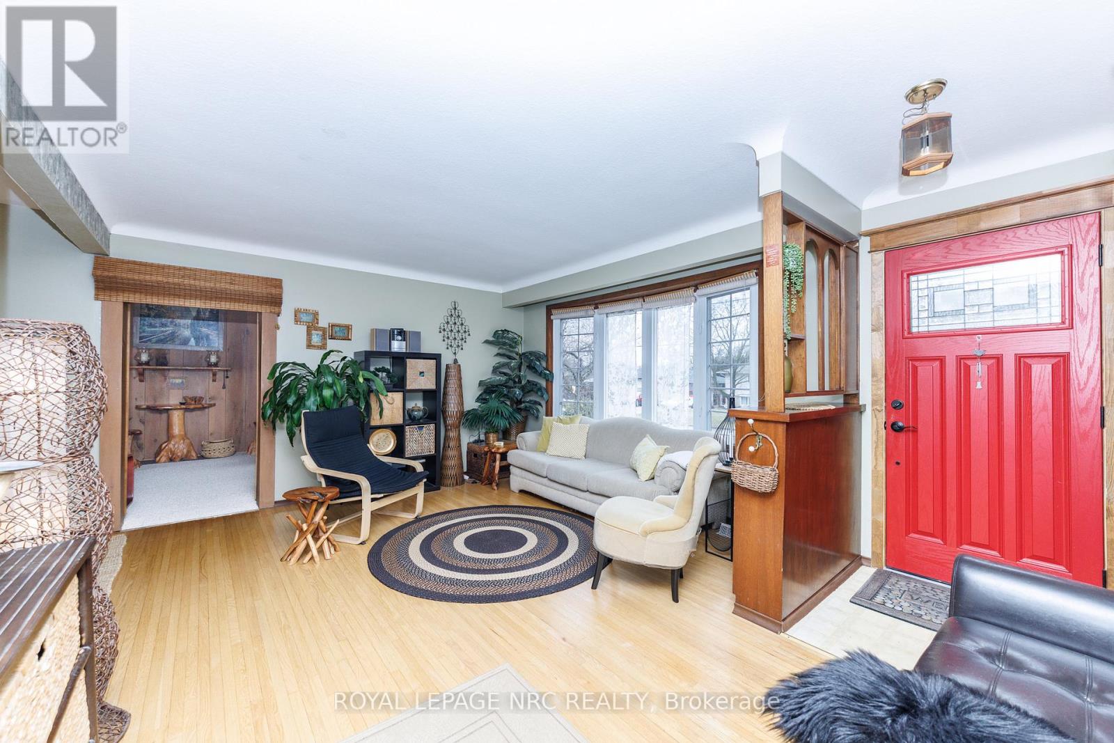 16 Rosemore Road, St. Catharines, Ontario  L2S 1A8 - Photo 7 - X13092524
