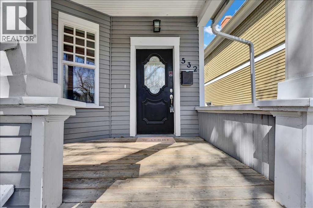 532 19 Avenue Sw, Calgary, Alberta  T2S 0E2 - Photo 2 - A2306240