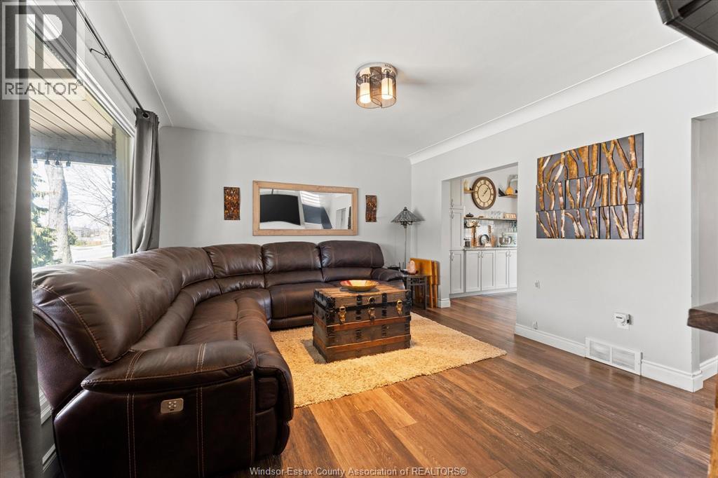1384 Pillette, Windsor, Ontario  N8Y 3B9 - Photo 8 - 26010214