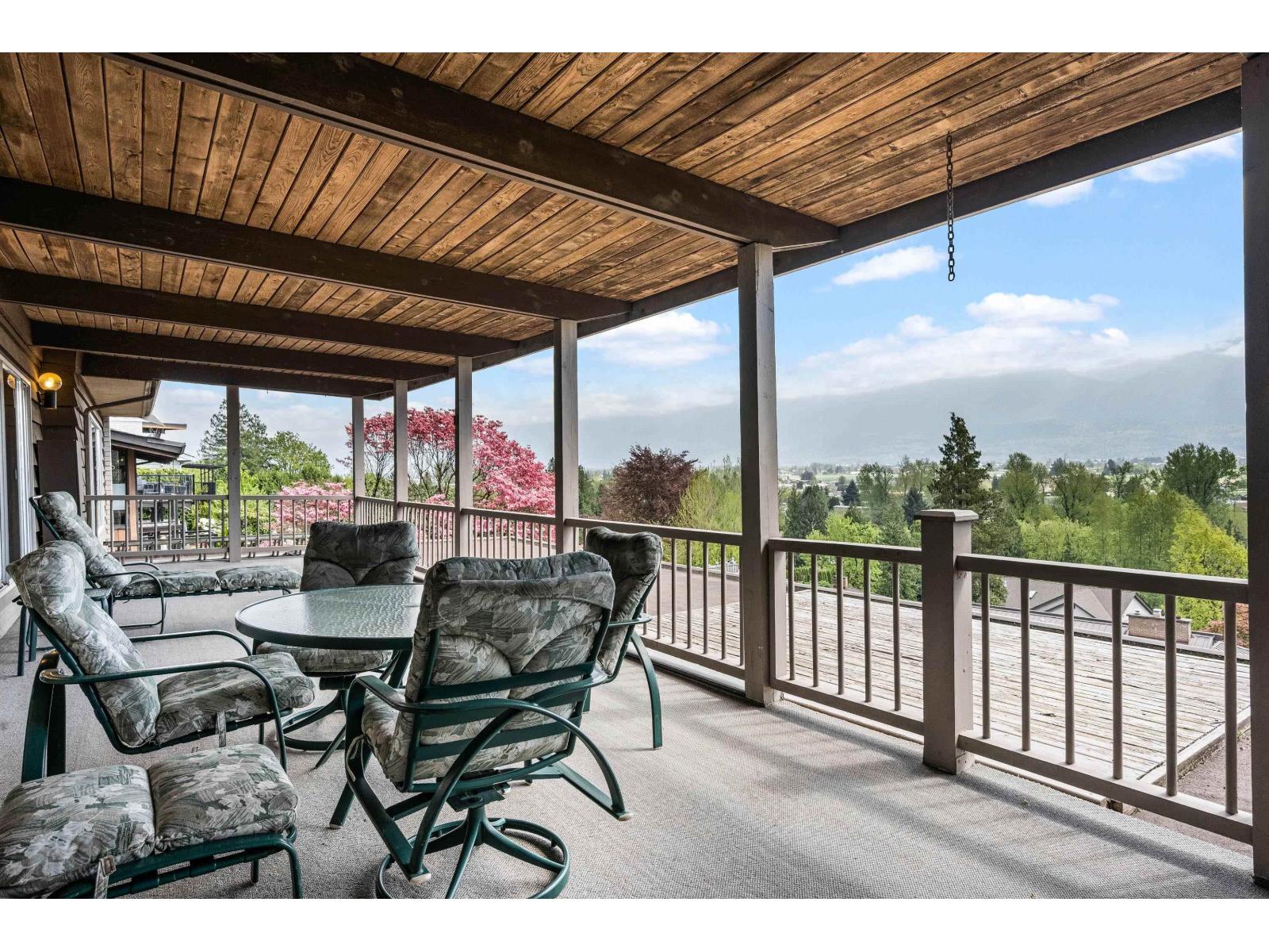 10030 Timberline Place, Little Mountain, Chilliwack, British Columbia  V2P 7N9 - Photo 5 - R3115556