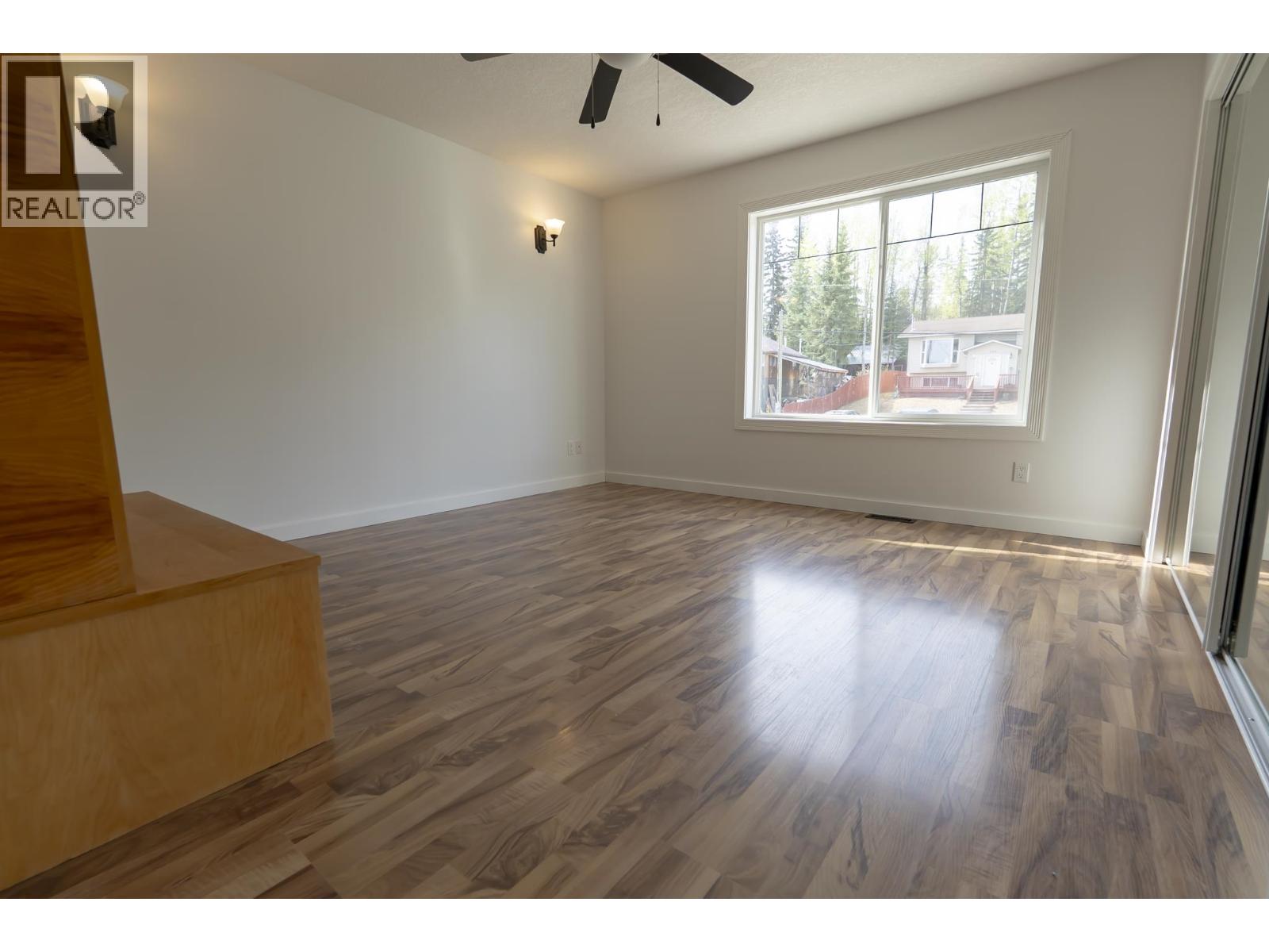 335 W 6th Street, Vanderhoof, British Columbia  V0J 3A0 - Photo 13 - R3120363