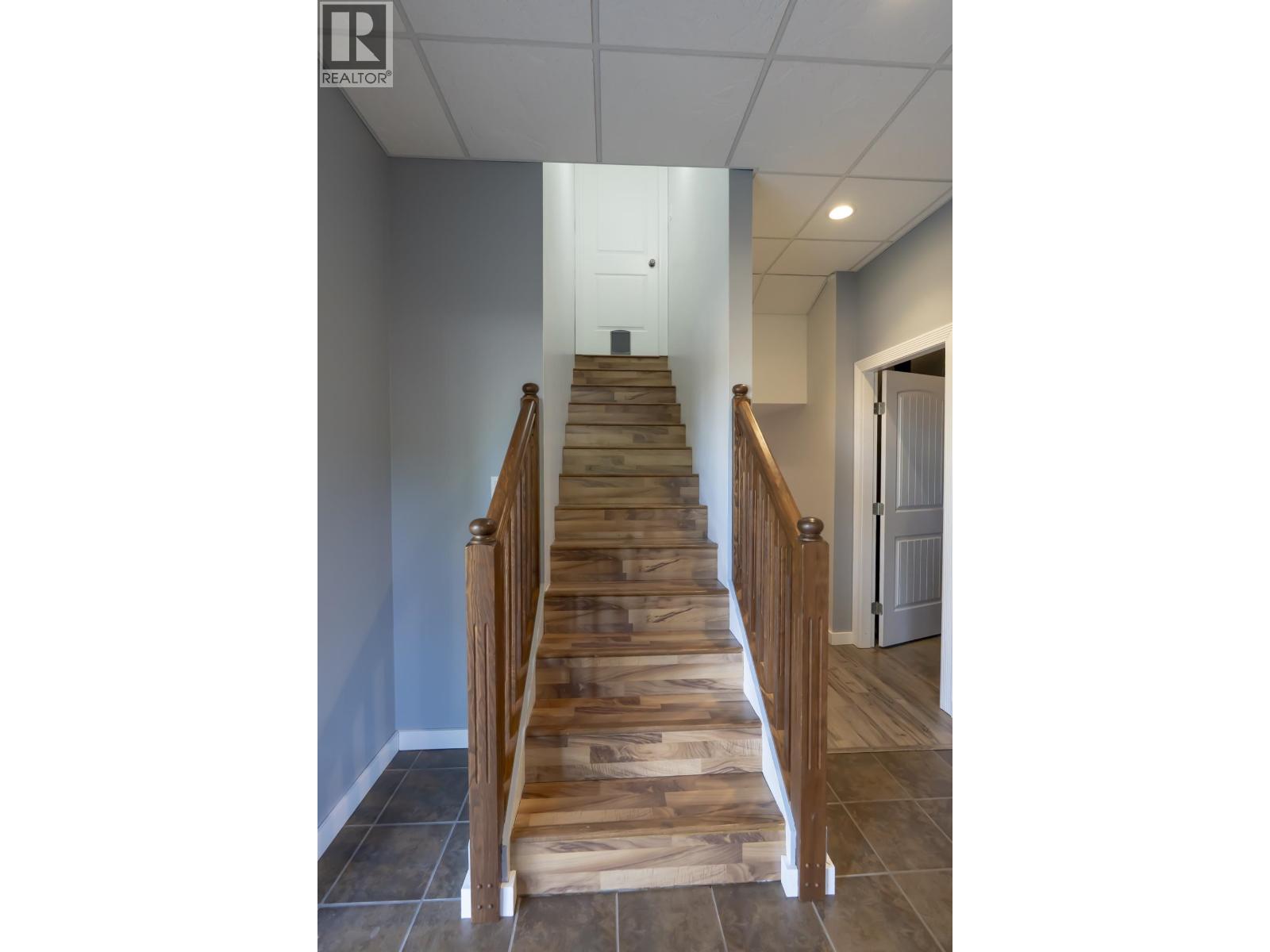 335 W 6th Street, Vanderhoof, British Columbia  V0J 3A0 - Photo 20 - R3120363