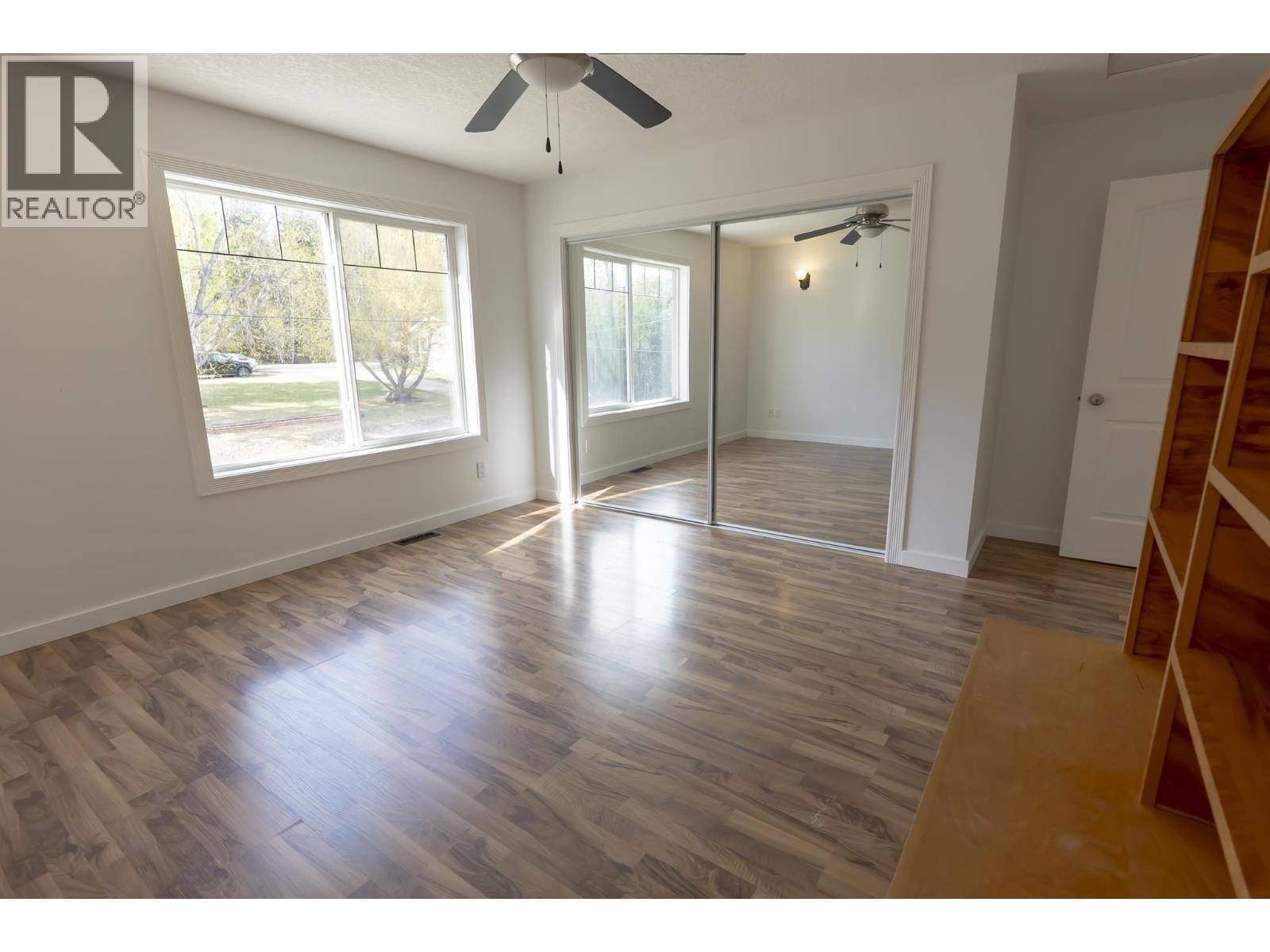 335 W 6th Street, Vanderhoof, British Columbia  V0J 3A0 - Photo 12 - R3120363