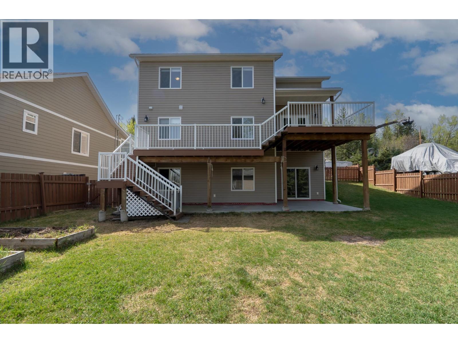 335 W 6th Street, Vanderhoof, British Columbia  V0J 3A0 - Photo 25 - R3120363