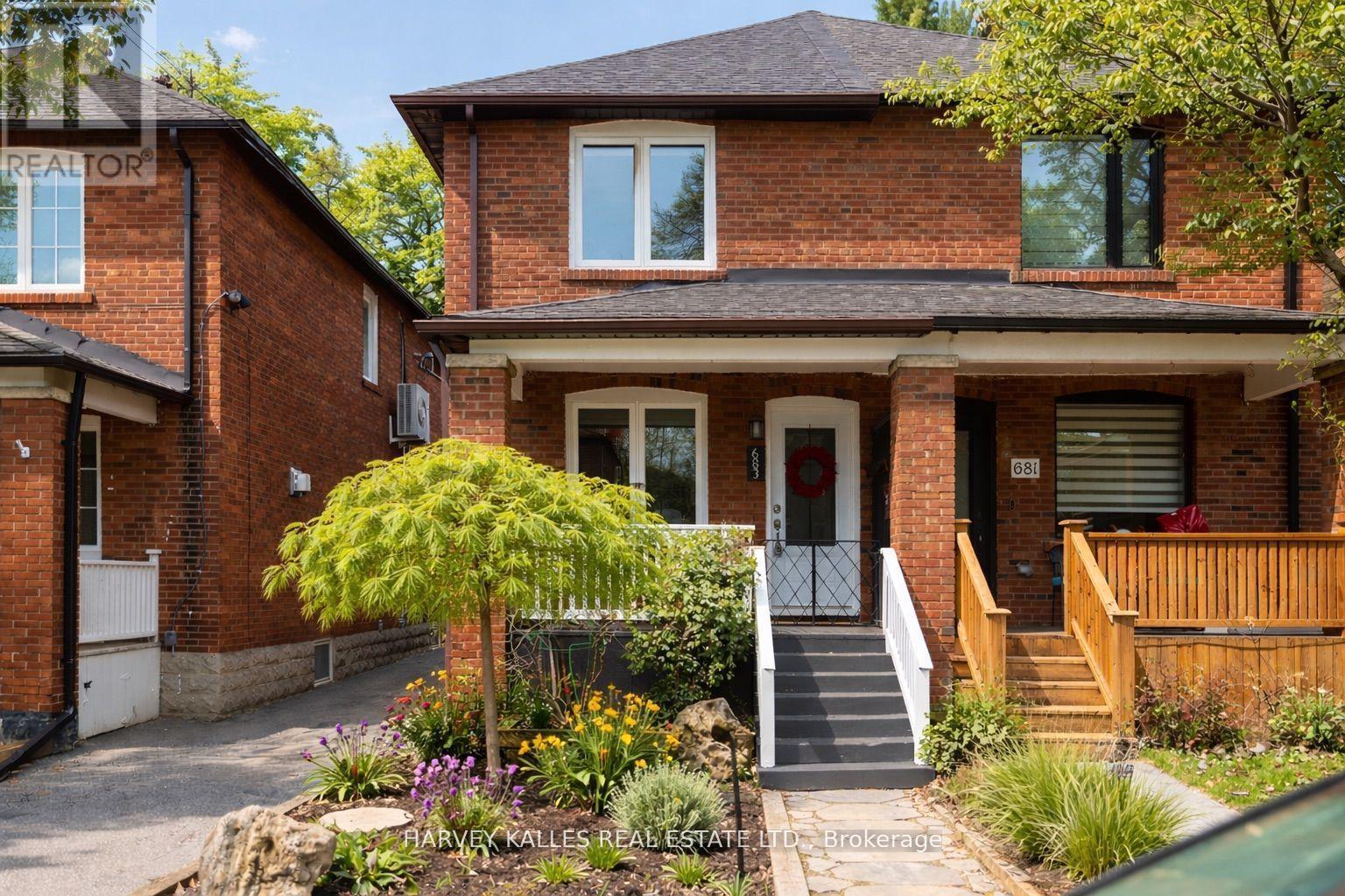 683 Hillsdale Avenue E, Toronto, Ontario  M4S 1V4 - Photo 1 - C13093118