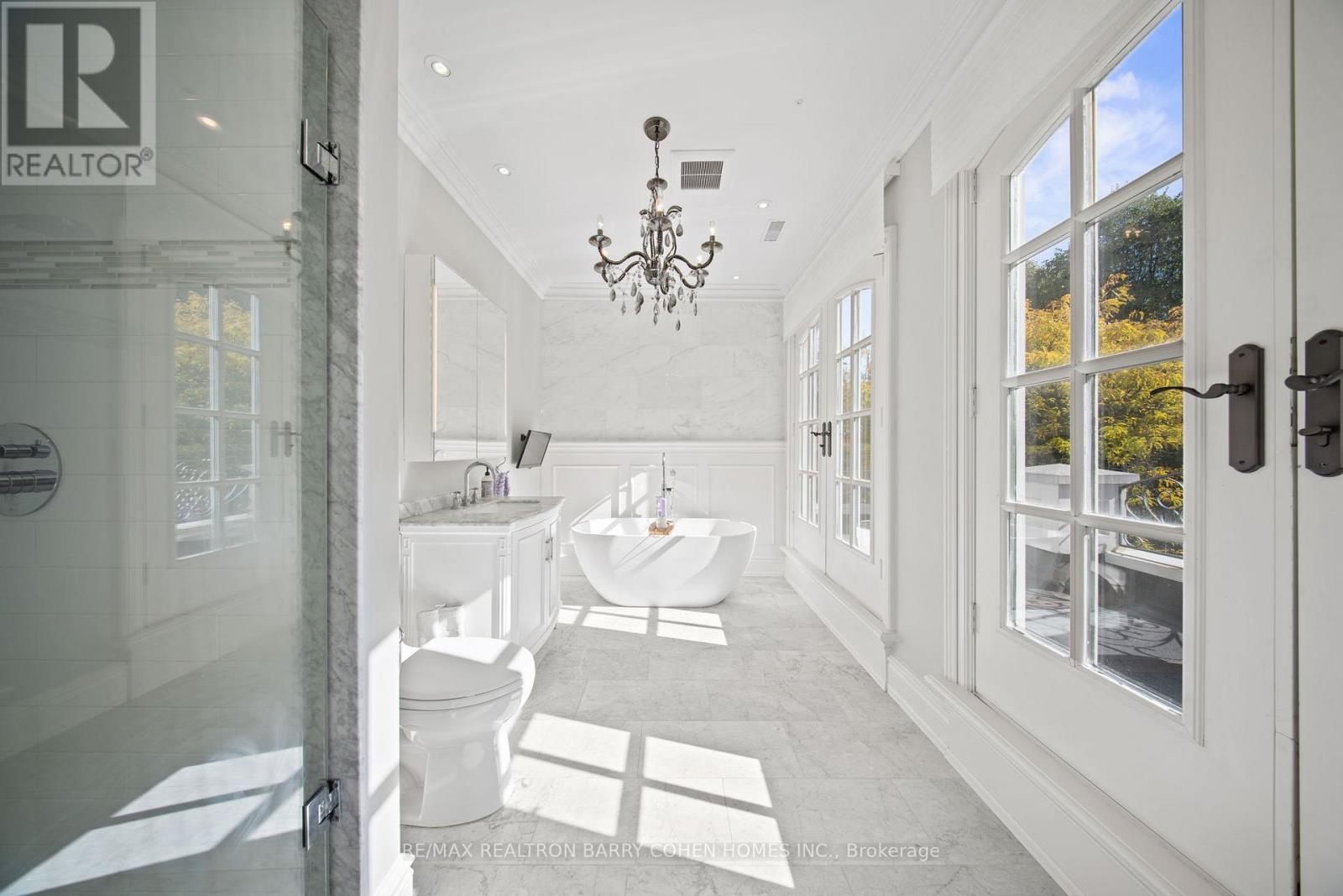 180 Sandringham Drive, Toronto, Ontario  M3H 1E3 - Photo 21 - C13093248