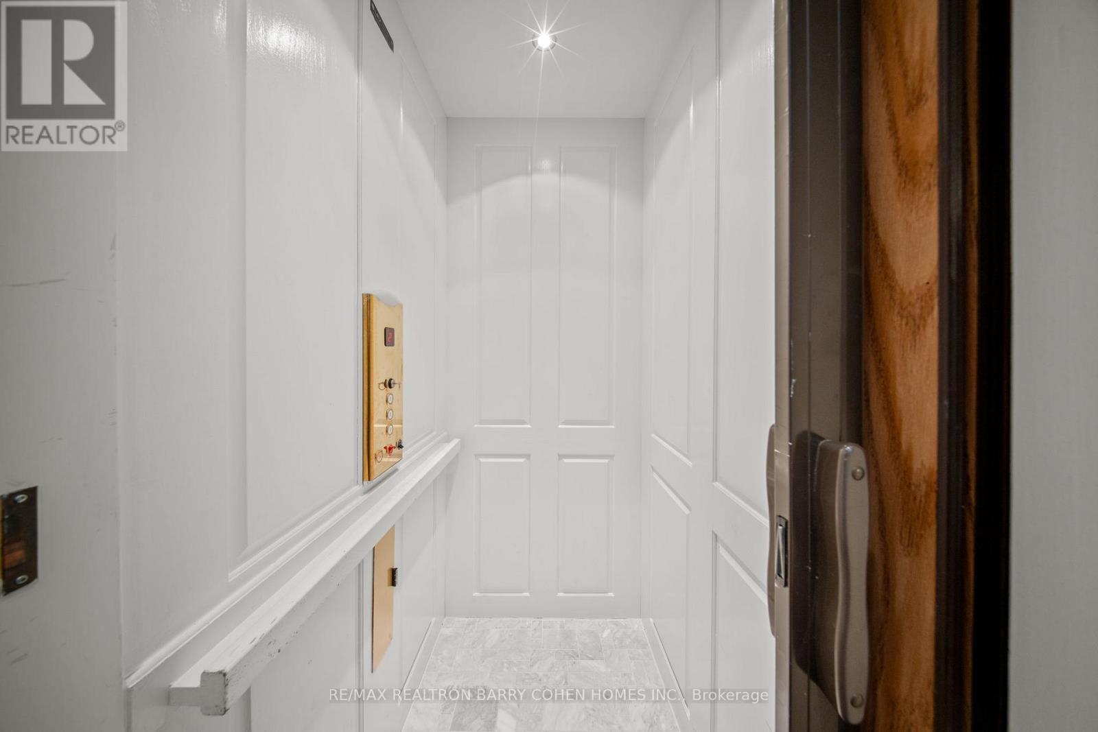 180 Sandringham Drive, Toronto, Ontario  M3H 1E3 - Photo 27 - C13093248