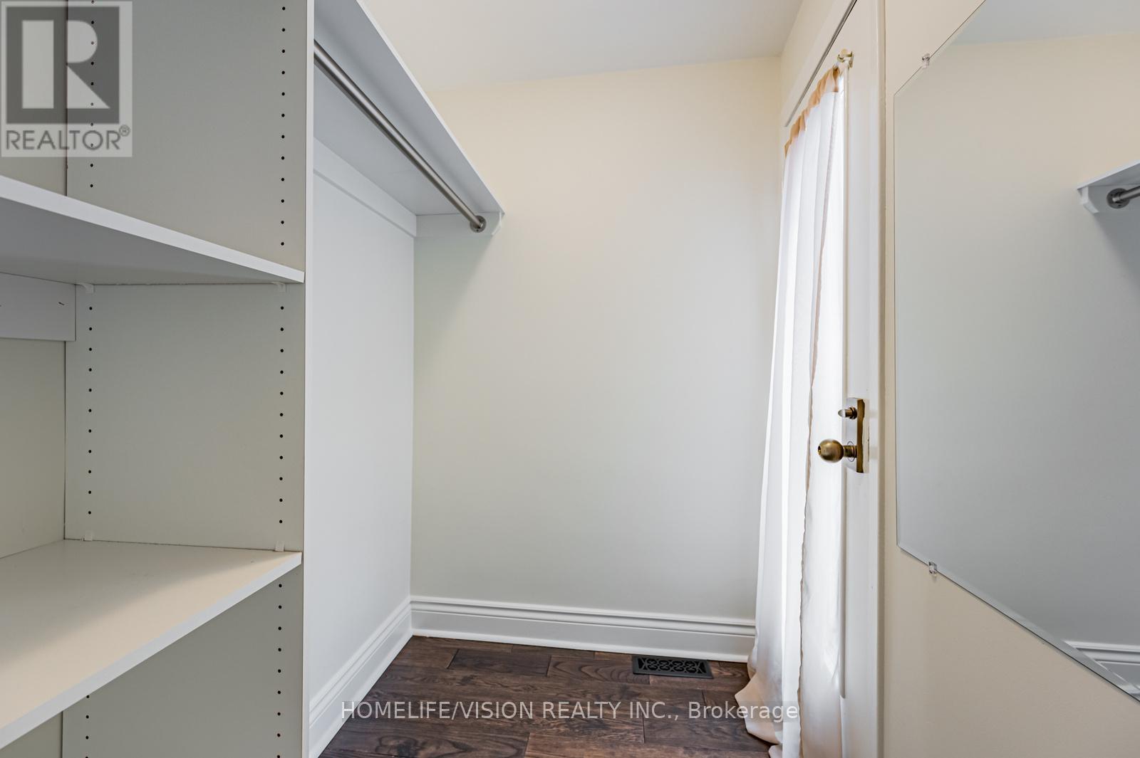 31 Belmont Street, Toronto, Ontario  M5R 1P9 - Photo 18 - C13093258