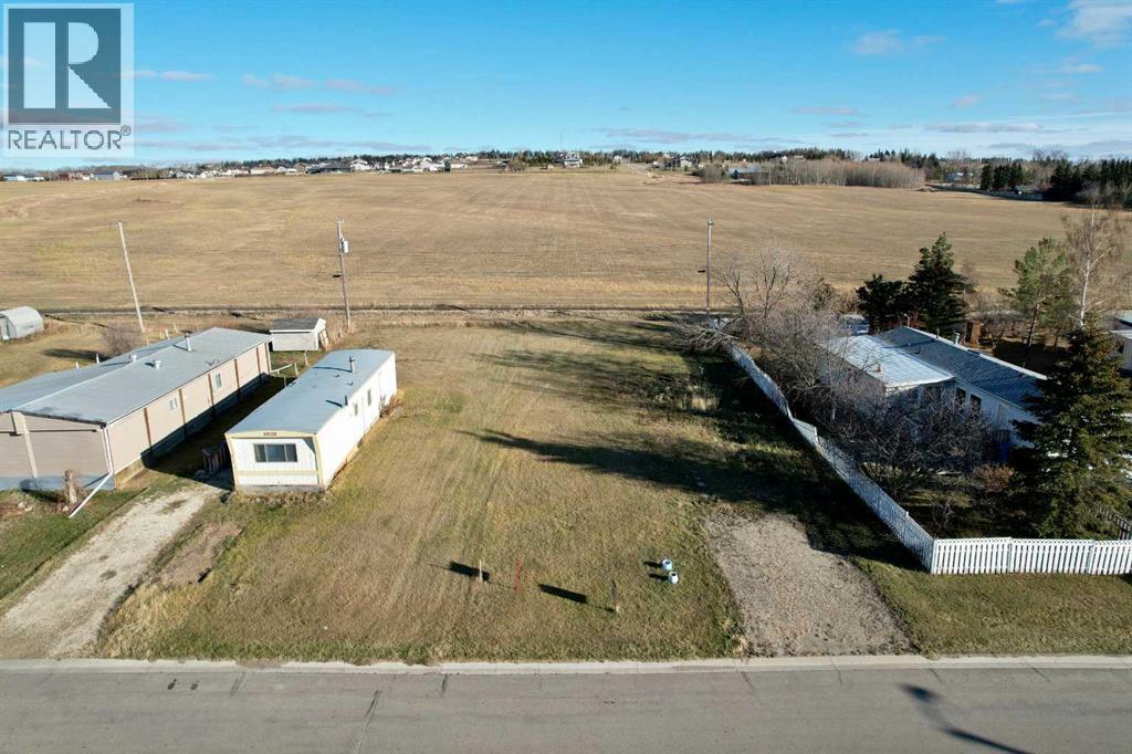 410 7 Avenue, Beaverlodge, Alberta  T0H 0C0 - Photo 1 - A2269732