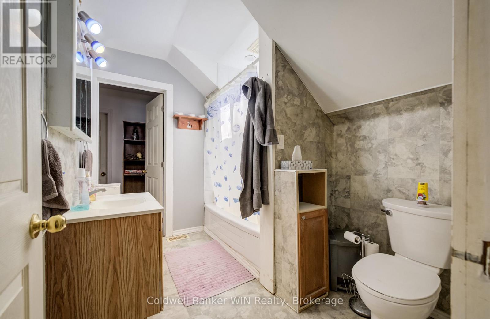 361 Waterloo Street, Wellington North (Mount Forest), Ontario  N0G 2L3 - Photo 18 - X13093188