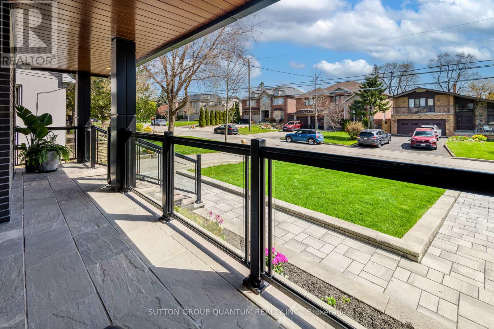 46 Jopling Avenue, Toronto, Ontario  M9B 4G2 - Photo 5 - W13091356