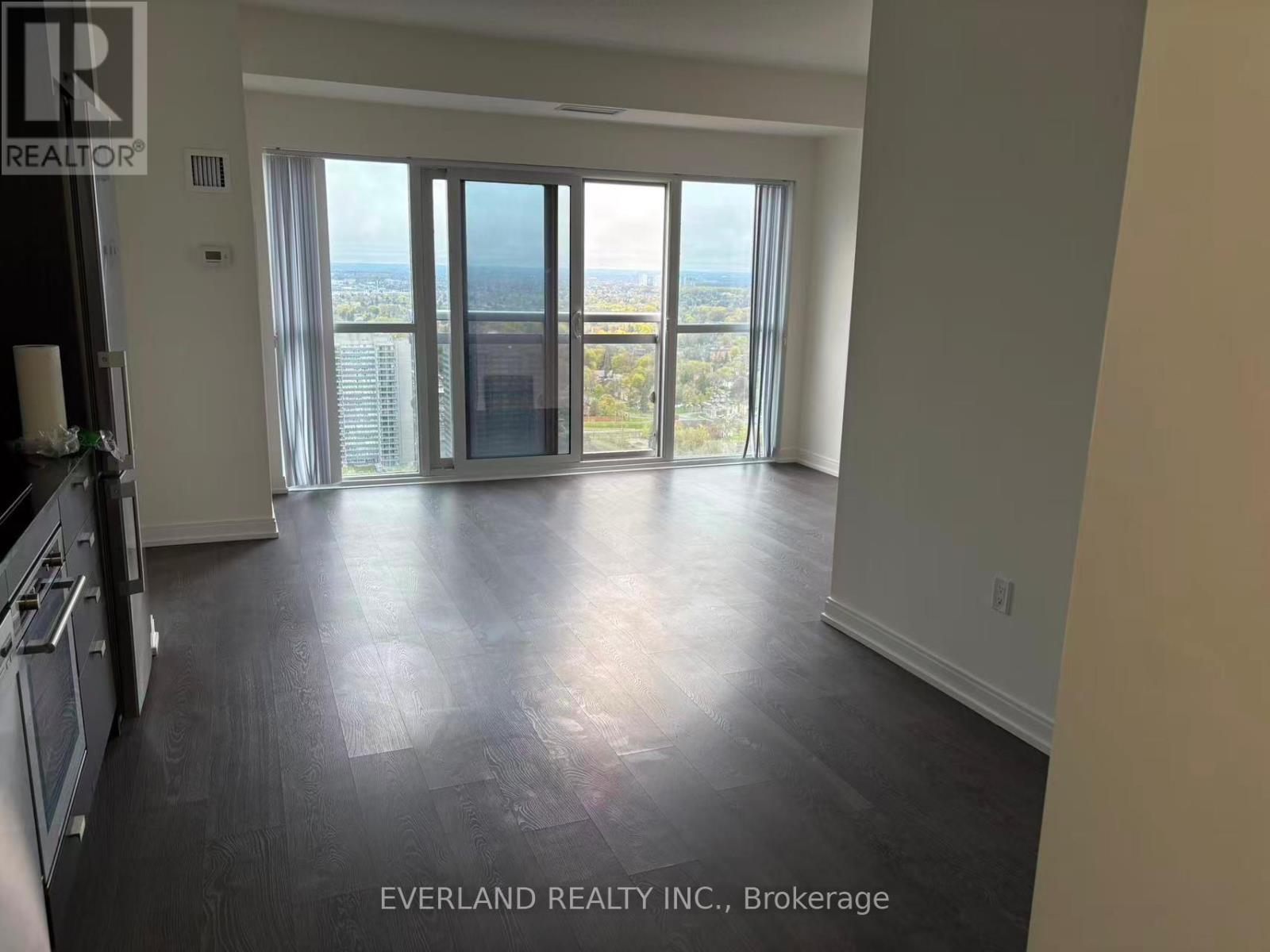3321 - 275 Village Green Square, Toronto, Ontario  M1S 0L8 - Photo 2 - E13093250
