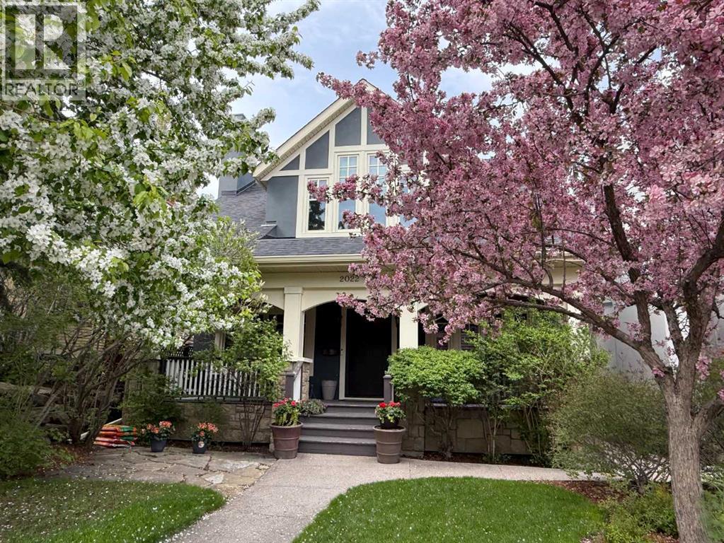 2022 32 Avenue SW, Calgary, Alberta  T2T 1W6 - Photo 4 - A2305734