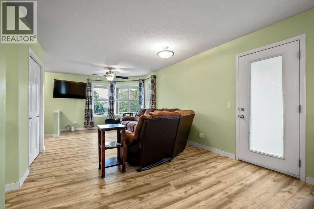 1010 Prairie Sound Circle Nw, High River, Alberta  T1V 2A5 - Photo 9 - A2307402