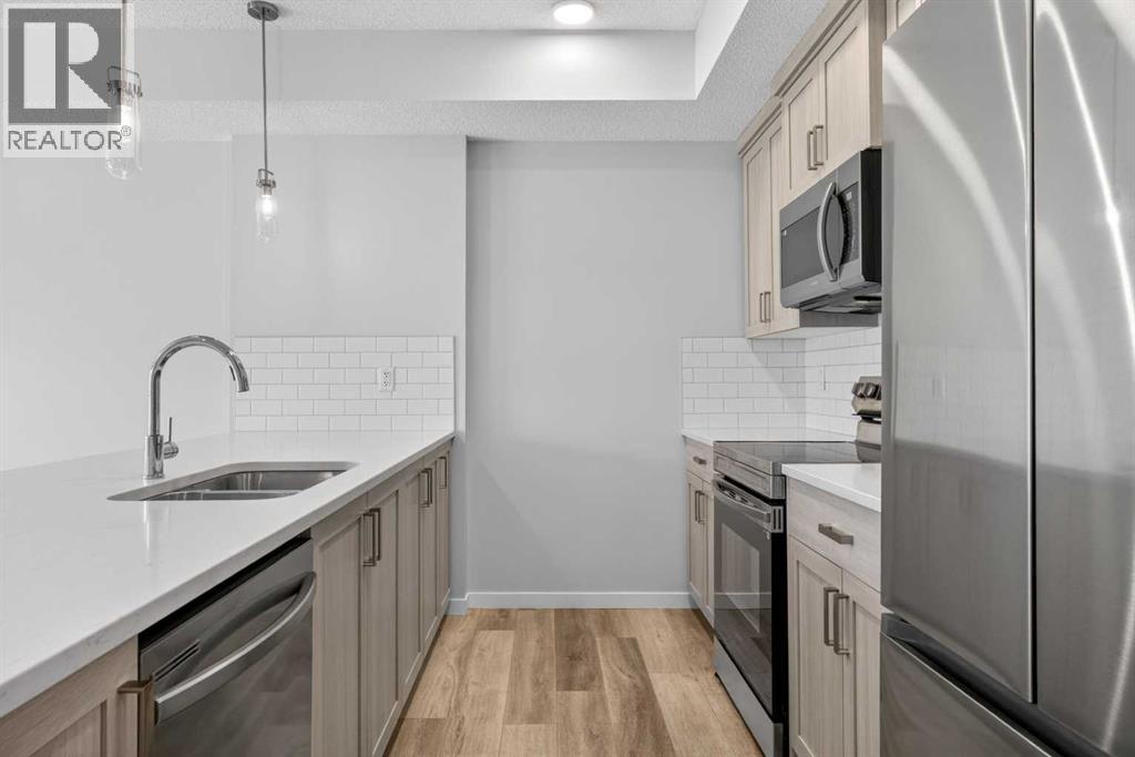 1206, 33 Carringham Gate Nw, Calgary, Alberta  T3P 2H6 - Photo 7 - A2307634