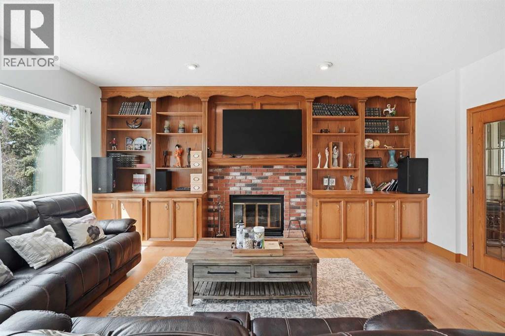 11516 Douglas Woods Rise Se, Calgary, Alberta  T2Z 1Z9 - Photo 3 - A2308474