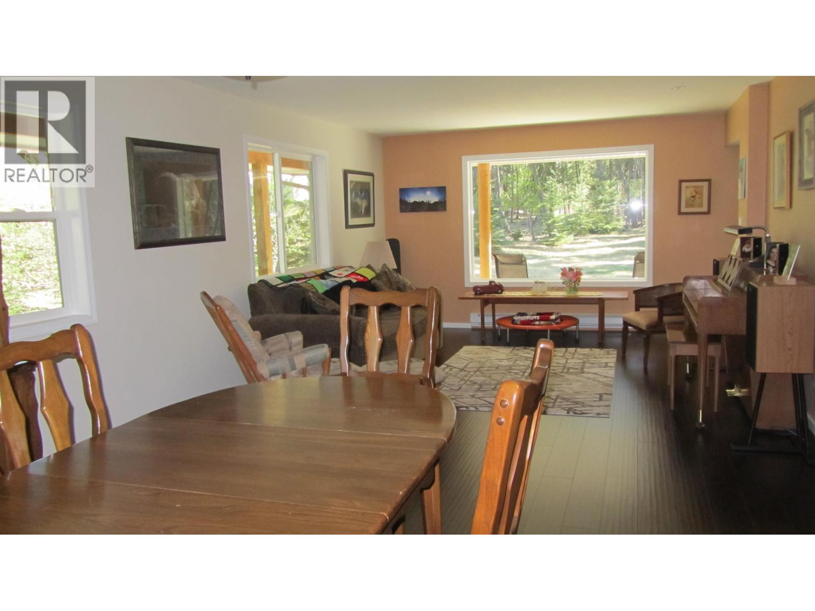 5369 Kallum Drive, 108 Mile Ranch, British Columbia  V0K 2Z0 - Photo 5 - R3120560