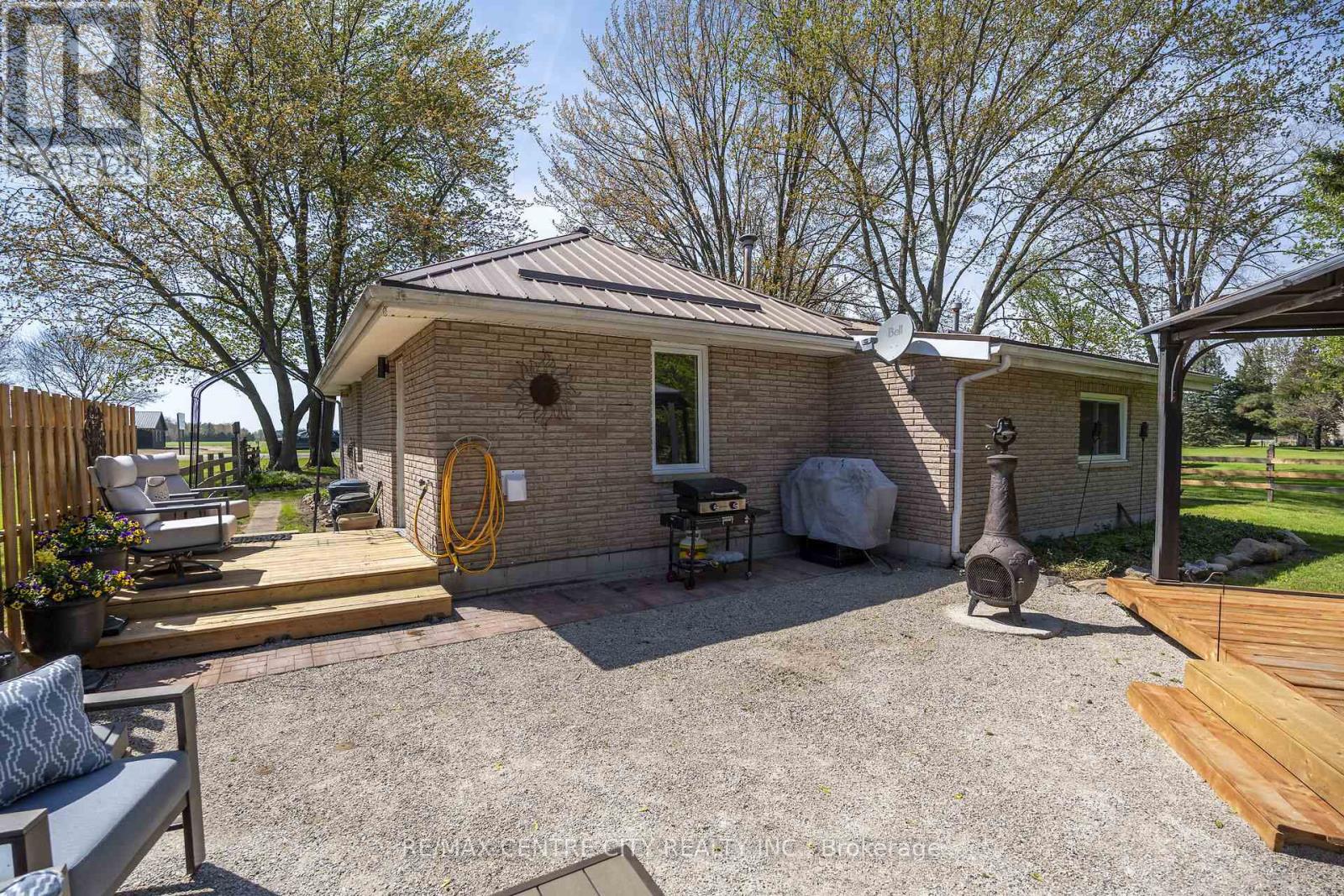 29883 West Bothwell Road, Chatham-Kent, Ontario  N0P 1C0 - Photo 25 - X13090452