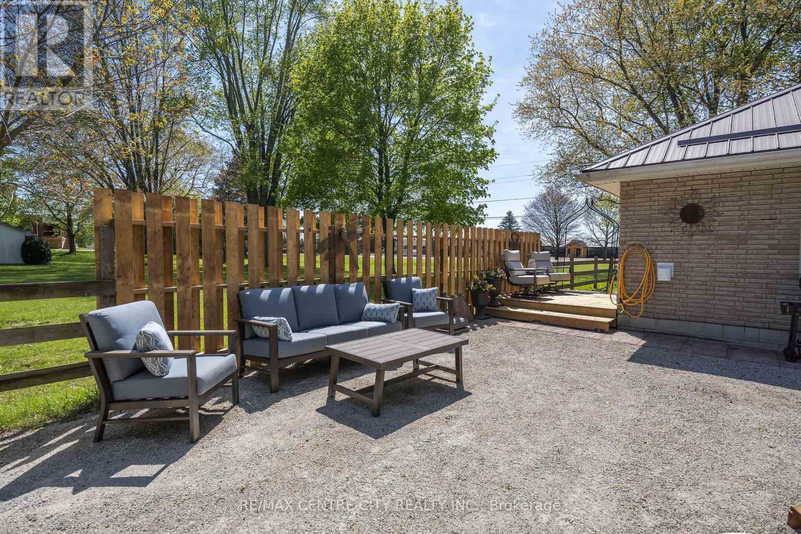 29883 West Bothwell Road, Chatham-Kent, Ontario  N0P 1C0 - Photo 27 - X13090452