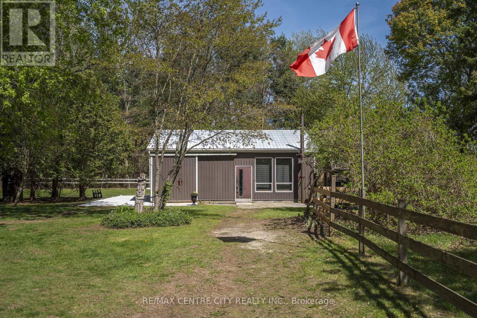 29883 West Bothwell Road, Chatham-Kent, Ontario  N0P 1C0 - Photo 3 - X13090452