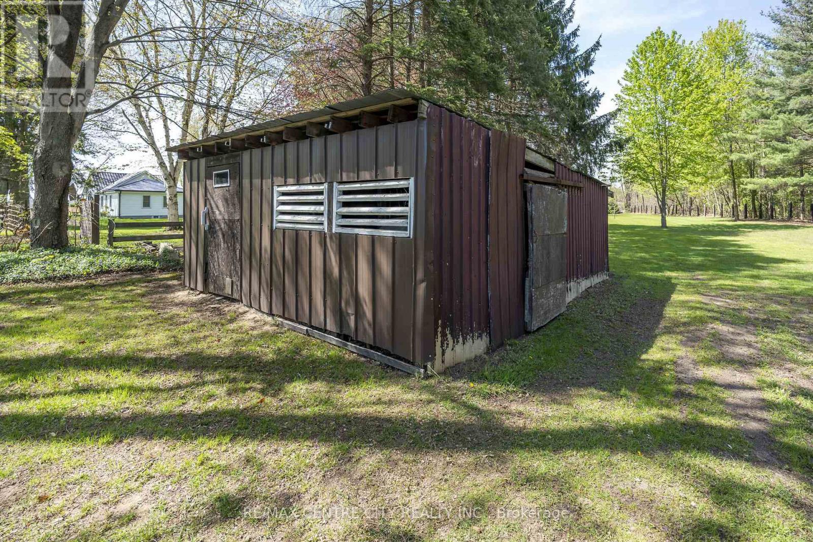 29883 West Bothwell Road, Chatham-Kent, Ontario  N0P 1C0 - Photo 41 - X13090452