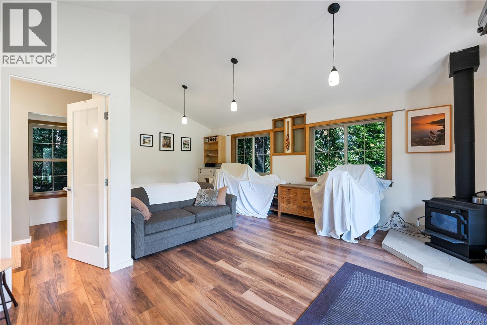 490 Rainbow Rd, Salt Spring, British Columbia  V8K 2M5 - Photo 4 - 1033701