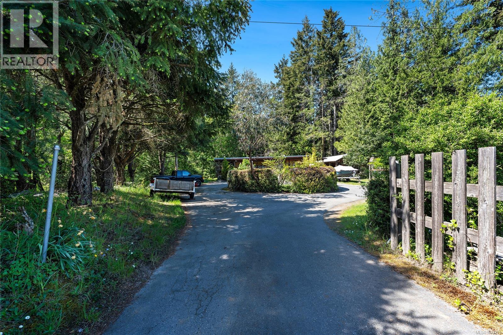 490 Rainbow Rd, Salt Spring, British Columbia  V8K 2M5 - Photo 8 - 1033701