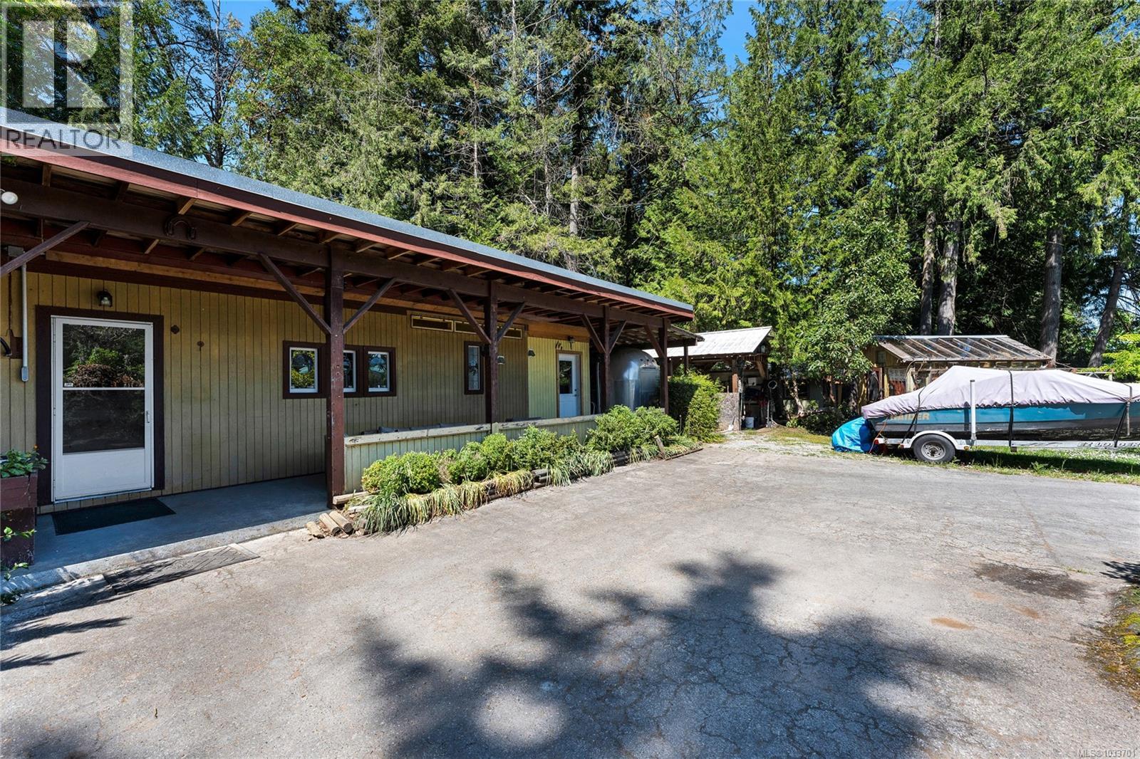 490 Rainbow Rd, Salt Spring, British Columbia  V8K 2M5 - Photo 9 - 1033701
